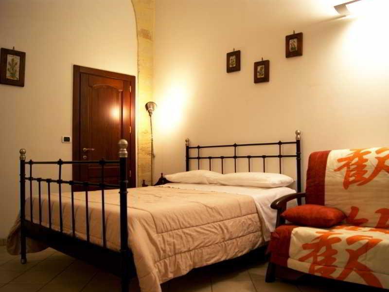 Federico II Bed & Breakfast Brindisi Exterior photo