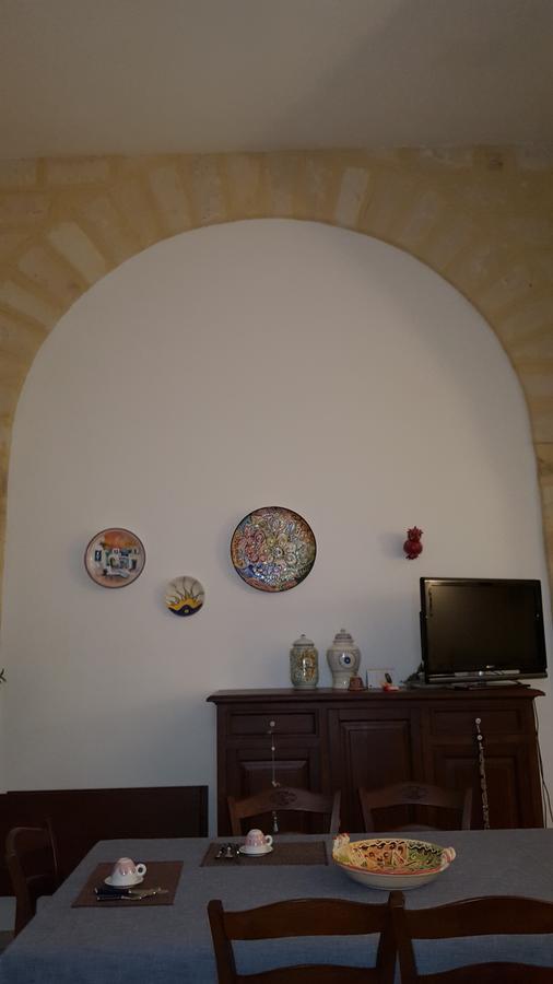 Federico II Bed & Breakfast Brindisi Exterior photo